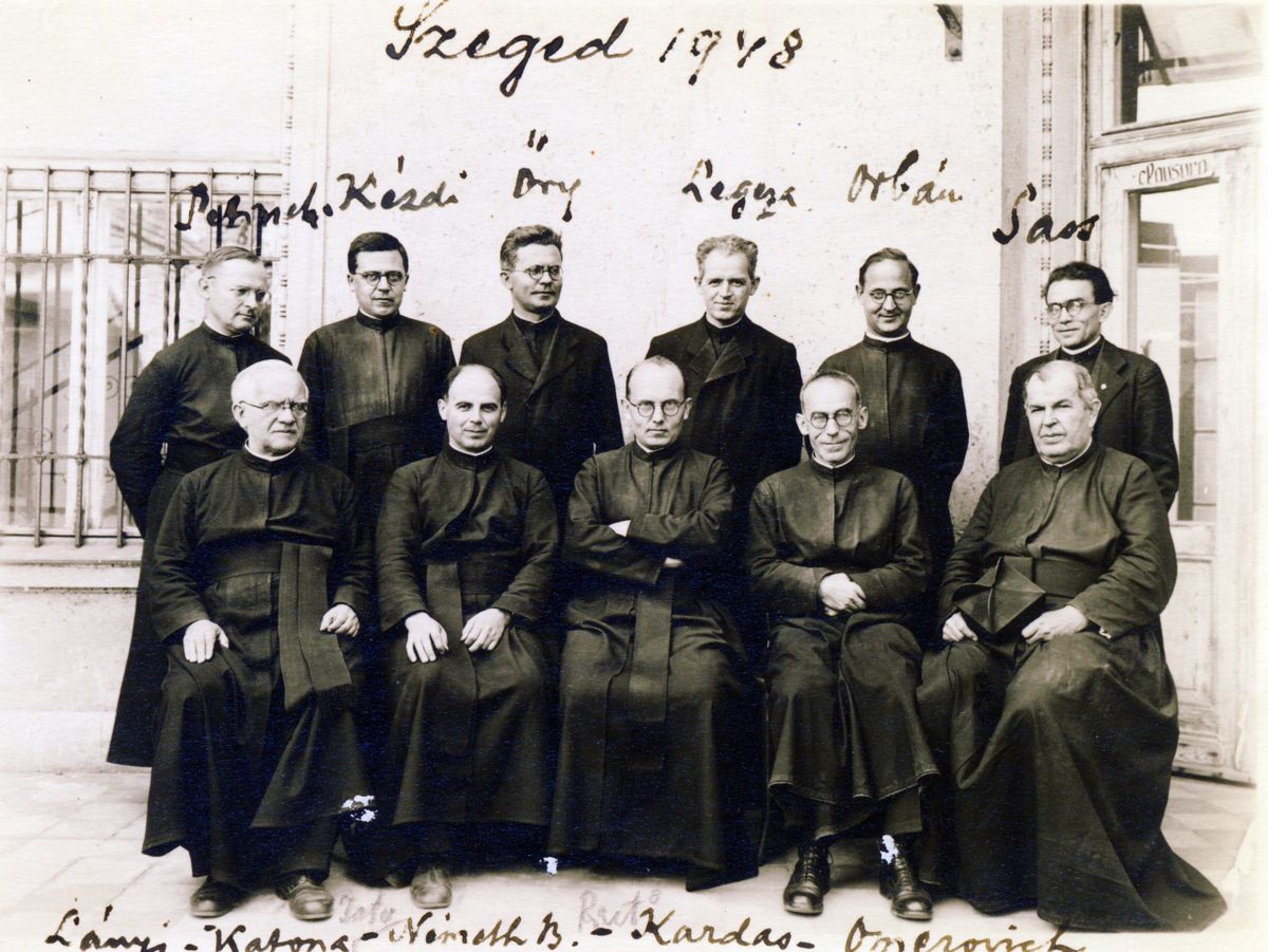 A kép csak illusztráció. 1948, Szeged, jezsuita papok / Forrás: Fortepan/ Adományozó: JEZSUITA LEVÉLTÁR