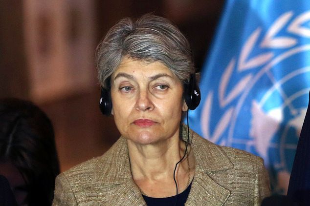 Bokova elvtársnő már européer hölgyként / Fotó: Dailymail.co.uk
