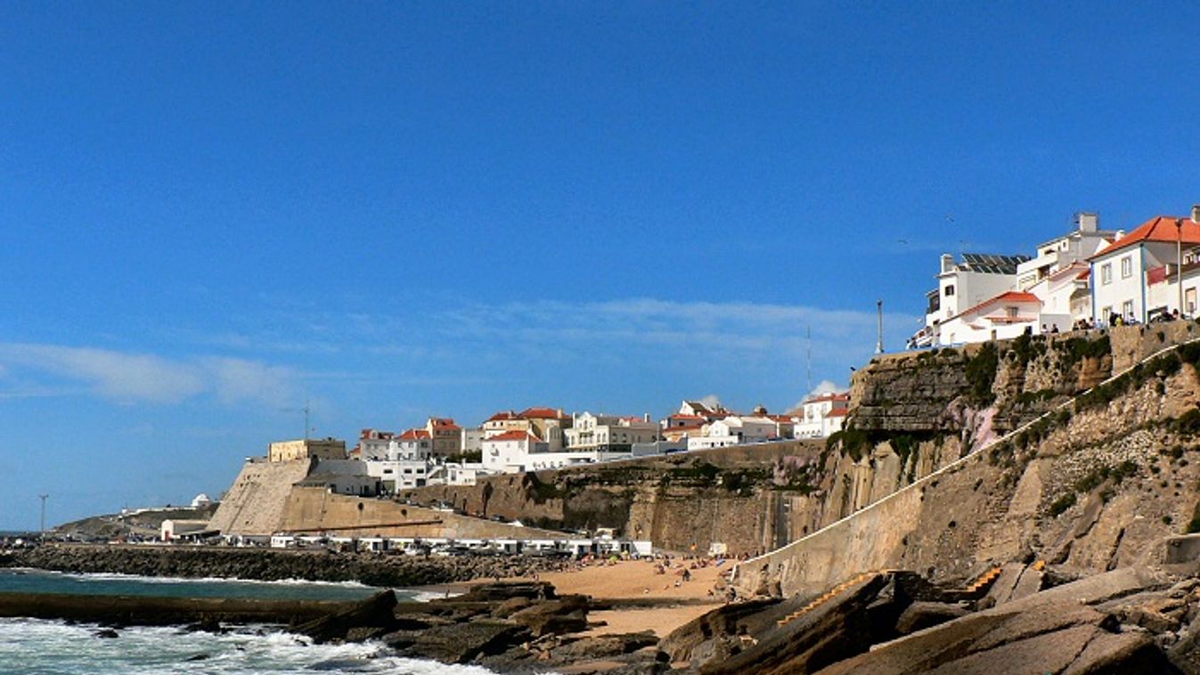 Szelfizés közben veszthette életét egy ausztrál pár Portugáliában