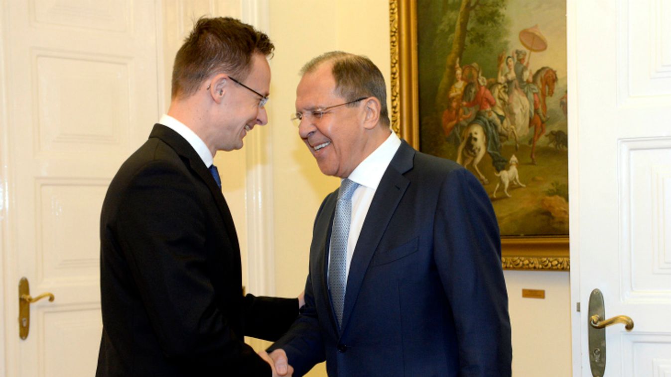 Szándékosan most találkozott Szijjártó az orosz külügyminiszterrrel