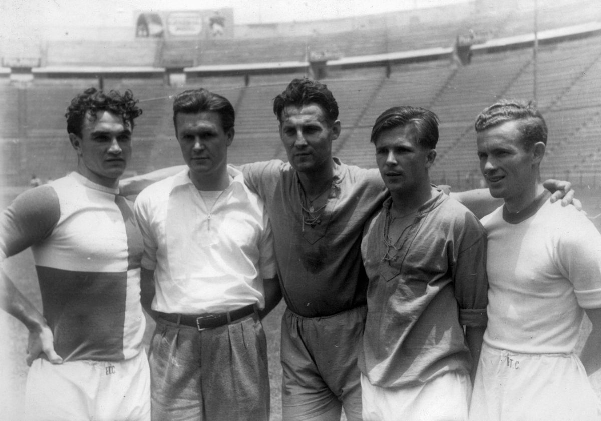 1947. Legendák. Mexikó, a Fradi túrája. Mike, Szusza (kölcsönjátékos), Sárosi dr, Puskás (kölcsönjátékos), Lakat. / Fortepan.hu adományzó: Szabó József