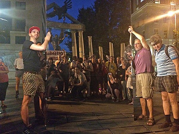 A fő provokátor, Gulyás Márton Krétaköre is kiválasztott volt, szépen kaszáltak a norvég pénzekből. Fotó: magyarnarancs.hu