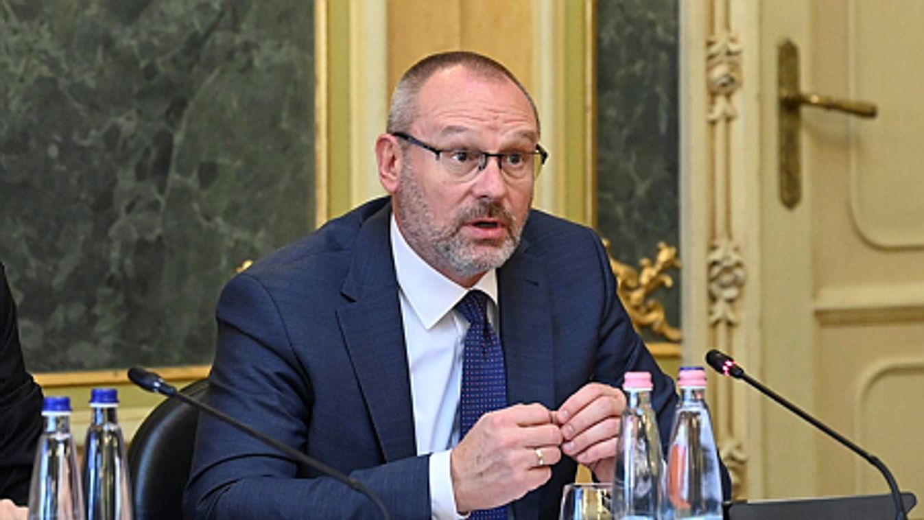 Fidesz: a baloldal az adóemelésekkel egyszer már tönkretette az országot