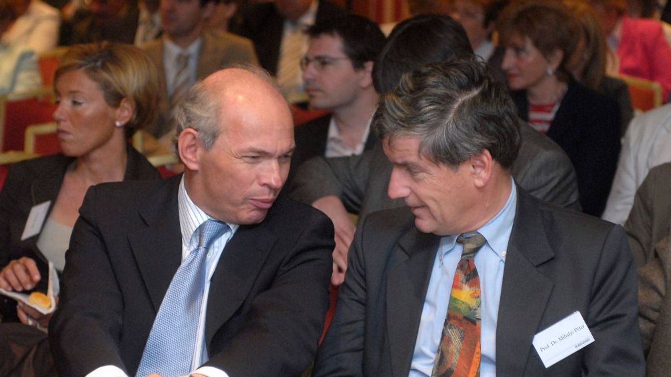 Még a "faluromboló" Mihályi Péter szerint is ostobaság a DK tesztelési hisztije!