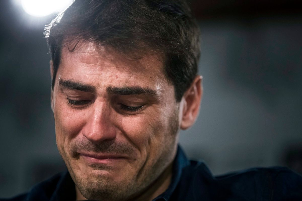 Casillas elhagyja a Realt (2015) / Fotó: MTI/EPA