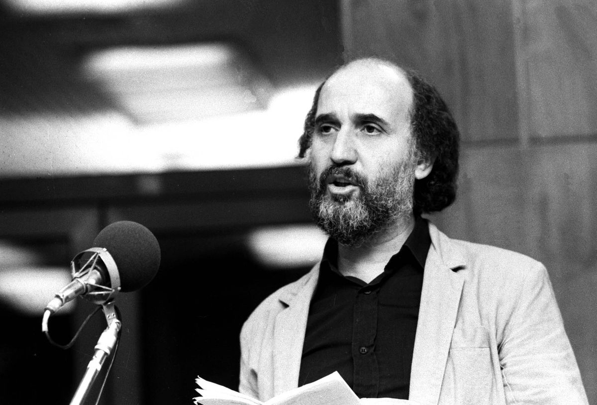 Sándor György a rádió szilveszteri mûsorának felvételén (1987) / MTI Fotó: Hámor Szabolcs