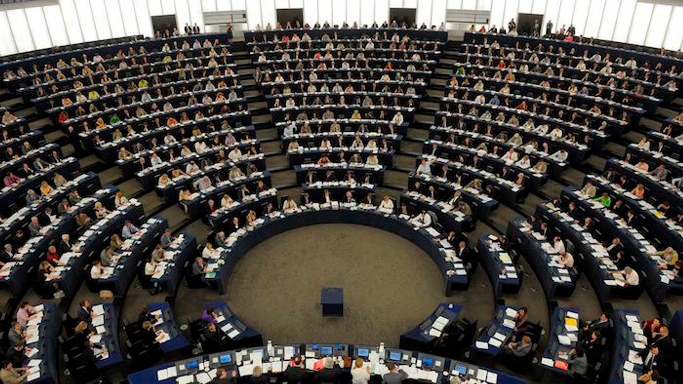 Liberálisok és baloldaliak támadták Magyarországot az EP-ben