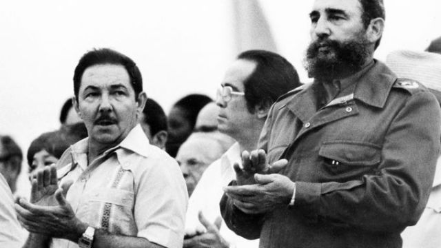 Házigazdák: Raul és Fidel Castro a VIT-en / Fotó: Theseatonpost.com