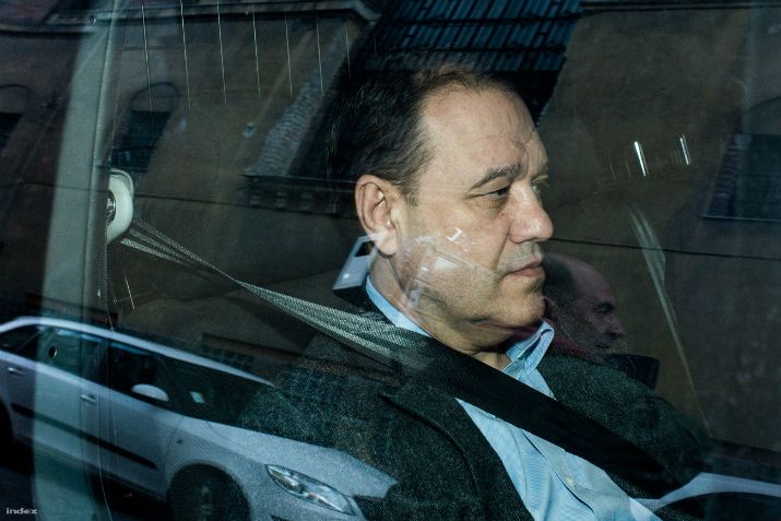 Tarsoly Csabát 753 rendbeli bűncselekménnyel vádolja az ügyészség. Fotó: Index.hu