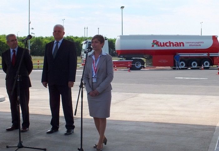 Balázs Ildikó, a szolnoki Auchan igazgatója