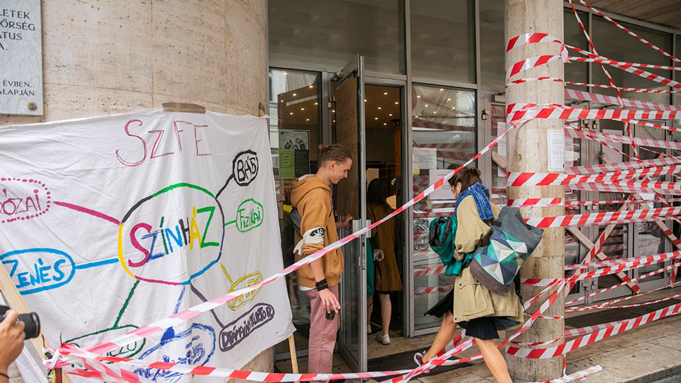 Drámáznak a színművészetisek: blokád, puccs és egy nagy bejelentés