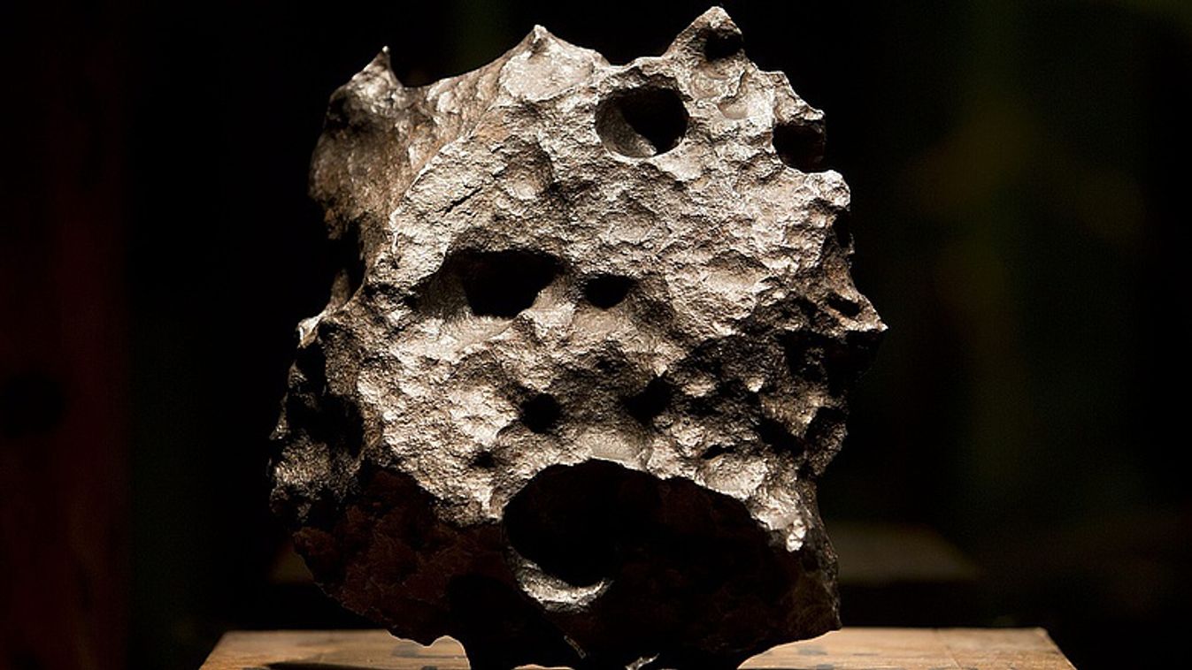 Dollártízmilliós biznisz a meteoritláz