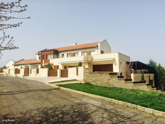 boldvai villa index