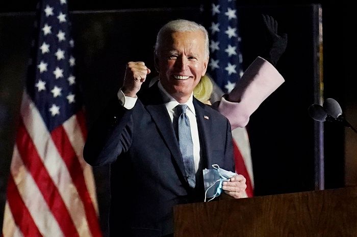 Joe Biden, az amerikai Demokrata Párt elnökjelöltje, volt alelnök támogatói előtt beszél. Fotó: MTI/AP/Paul Sancya