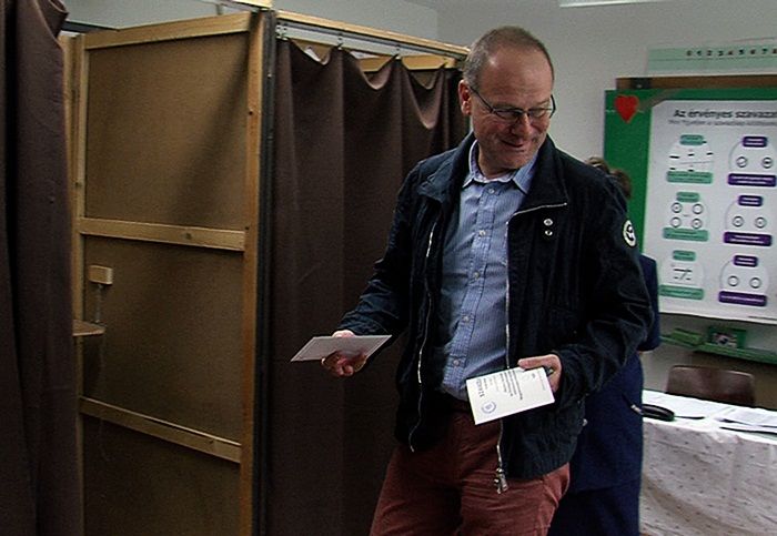 A DK Brüsszelig futott Navracsics nem szavazata miatt. Fotó: Mészáros Péter