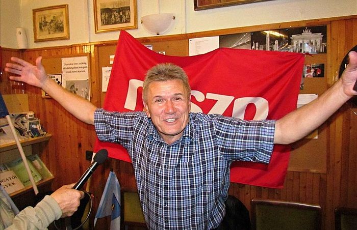 Schwartz Béla nem biztos, hogy úgy örül majd a büntetőperében hozott ítéletének, mint a tavalyi önkormányzati választásokon, amikor negyedszerre lett polgármester Fotó: ajka.ma