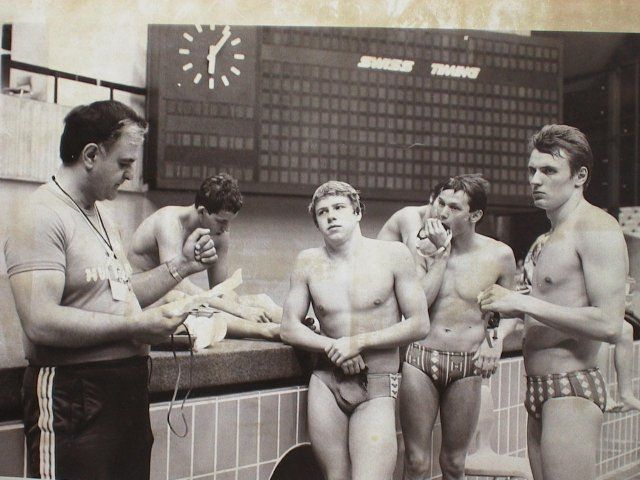 Széles a rettegett, de zseniális Széchy Tamástól (balra) tanulta a szakmát / Forrás: Olimpia.hu