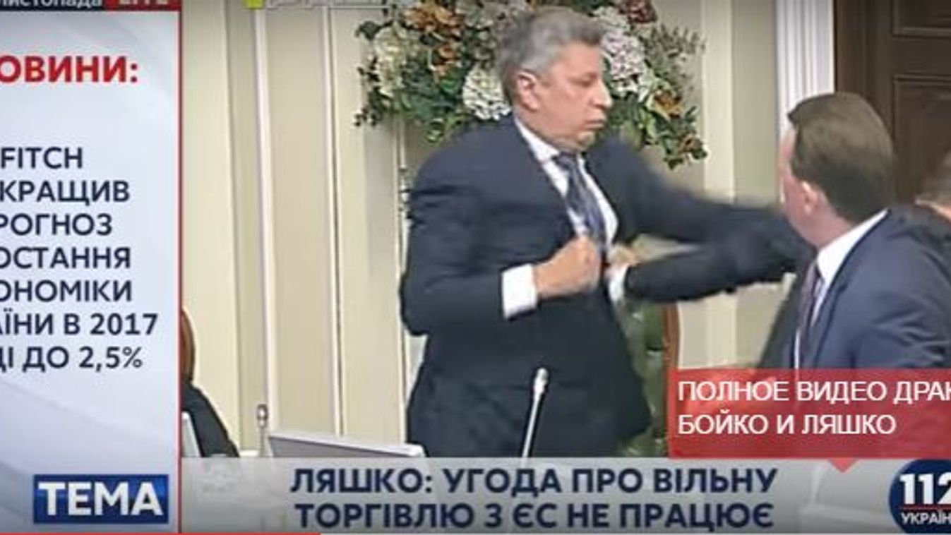 Bunyó a parlamentben - videó!
