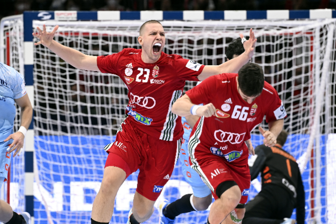 Máthé Dominik és Lékai Máté gólöröme. Fotó: MTI/Kovács Tamás