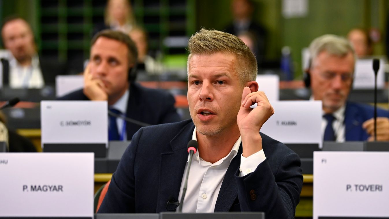 Magyar Péter szerint Lázár tehet a viharról is.