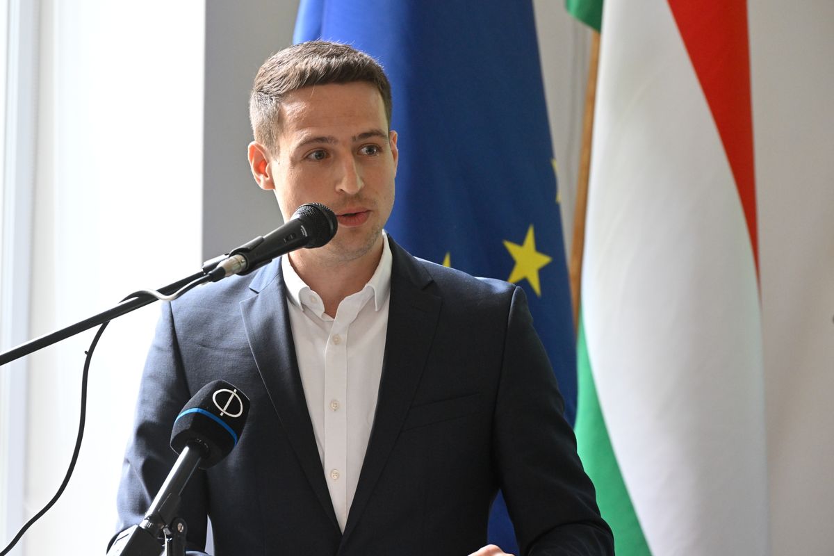 A kutatások szerint a Fidesz jelöltje előzi Hadházyt