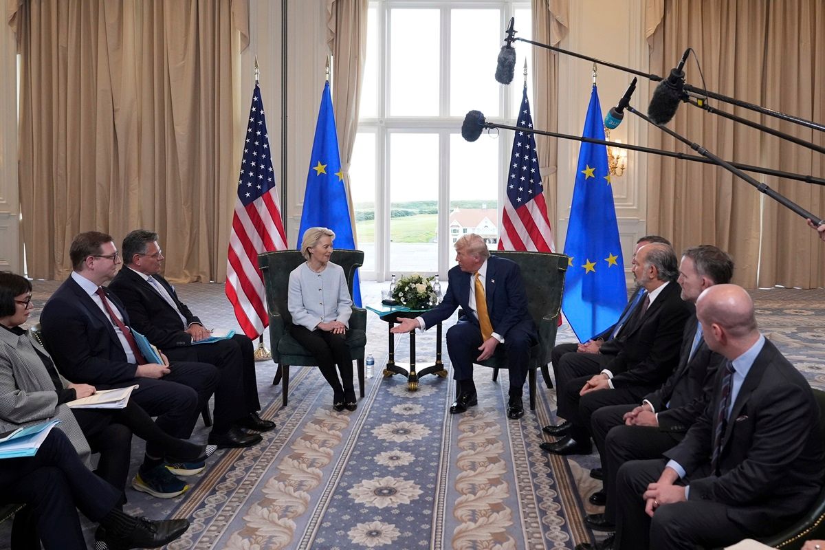 Titkos záradék; VON DER LEYEN, Ursula; TRUMP, Donald