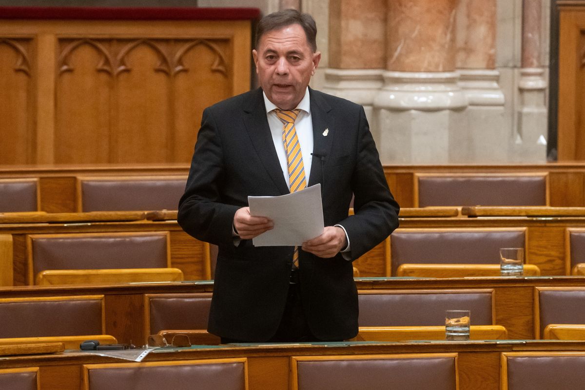 Fenik a kést! - Az Öreg vendége Pócs János