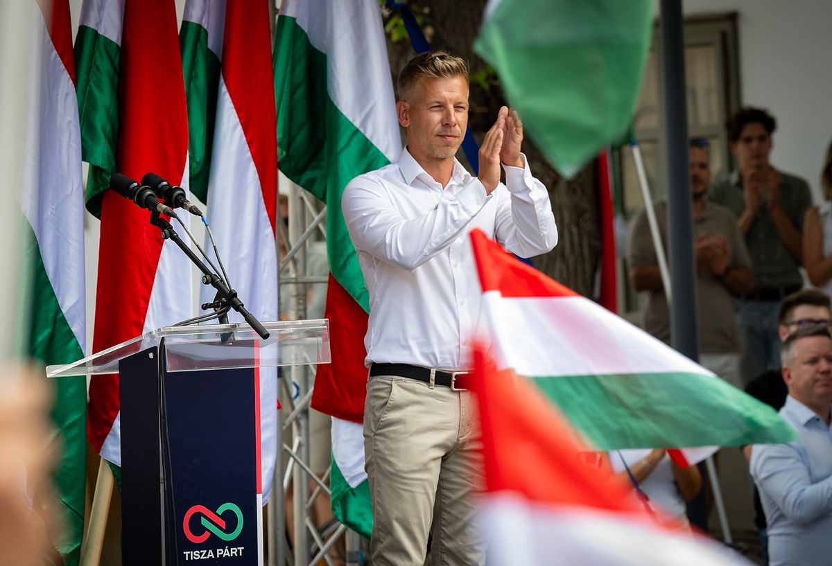 Szijjártó Péter üzent Magyar Péternek is