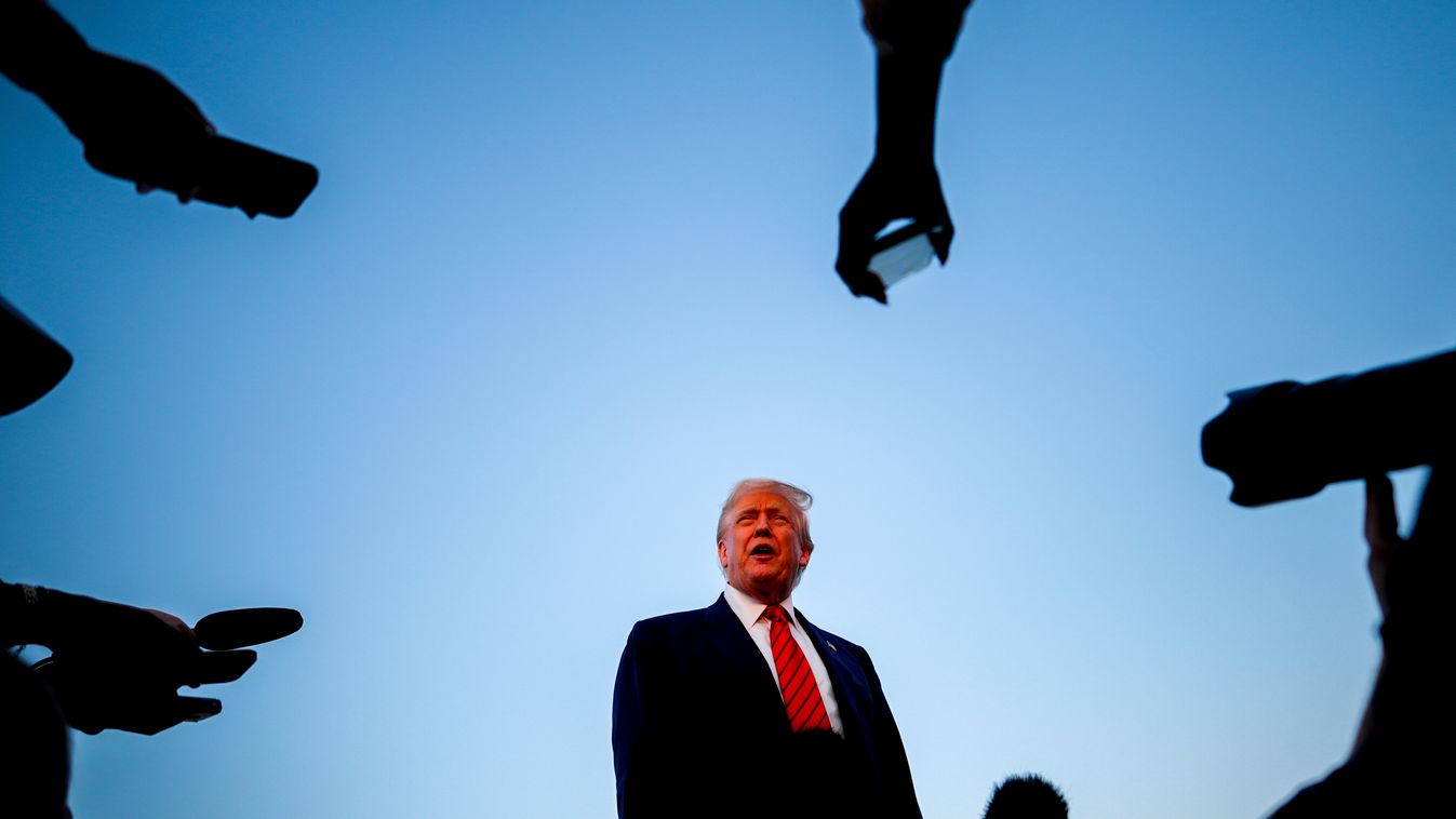 Hatalmas lendületet kapott a forint a Putyin-Trump találkozó hírére
