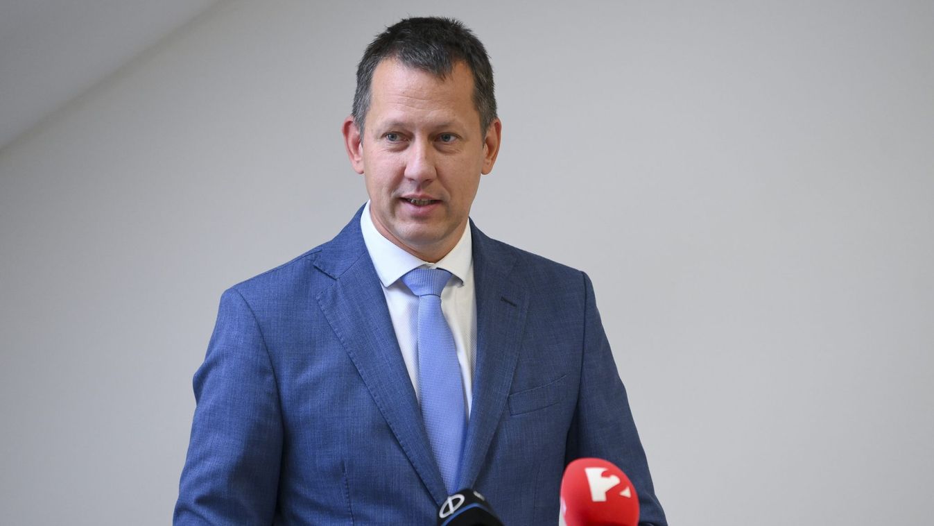 Gyermekvédelmi funkcióval bővül a 112