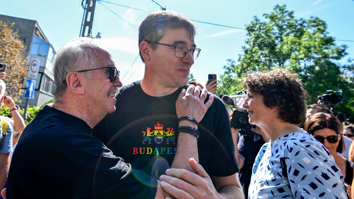 Karigeri a nagy semmit akarja eladni sikerként Rákosrendezőn