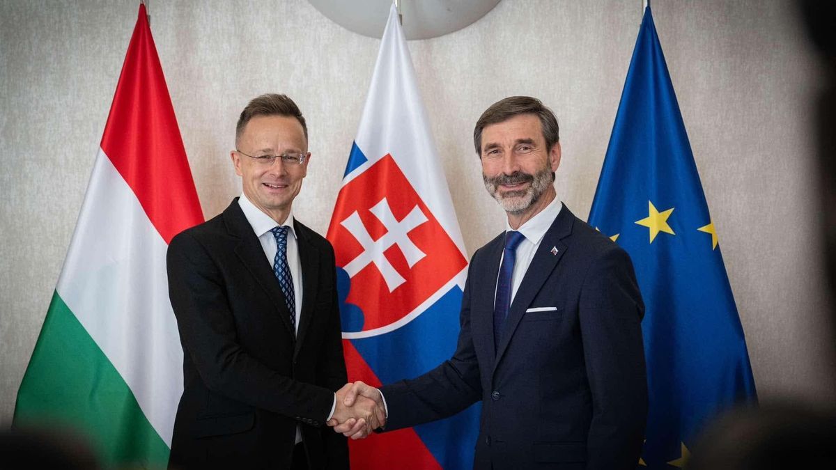 EU, Szijjártó, Blanár