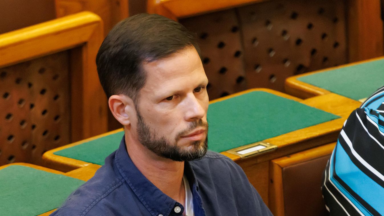 Sára Botond: Tordai még a helyi építési szabályzatot is módosíttatta volna, hogy legalizálja szabálytalan házépítését