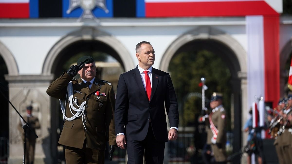 NAWROCKI, Karol, lengyel