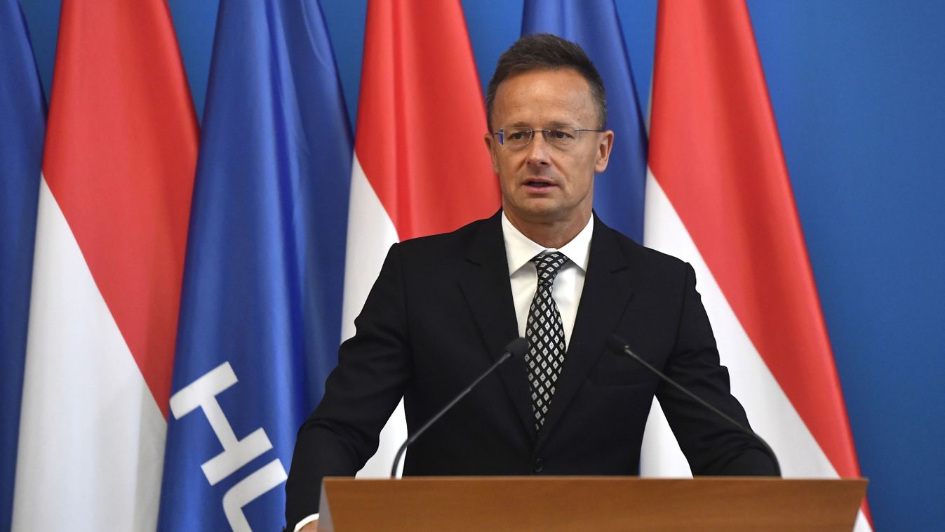 Szijjártó Péter: az Európai Parlament egy antifa terrorista oldalára állt