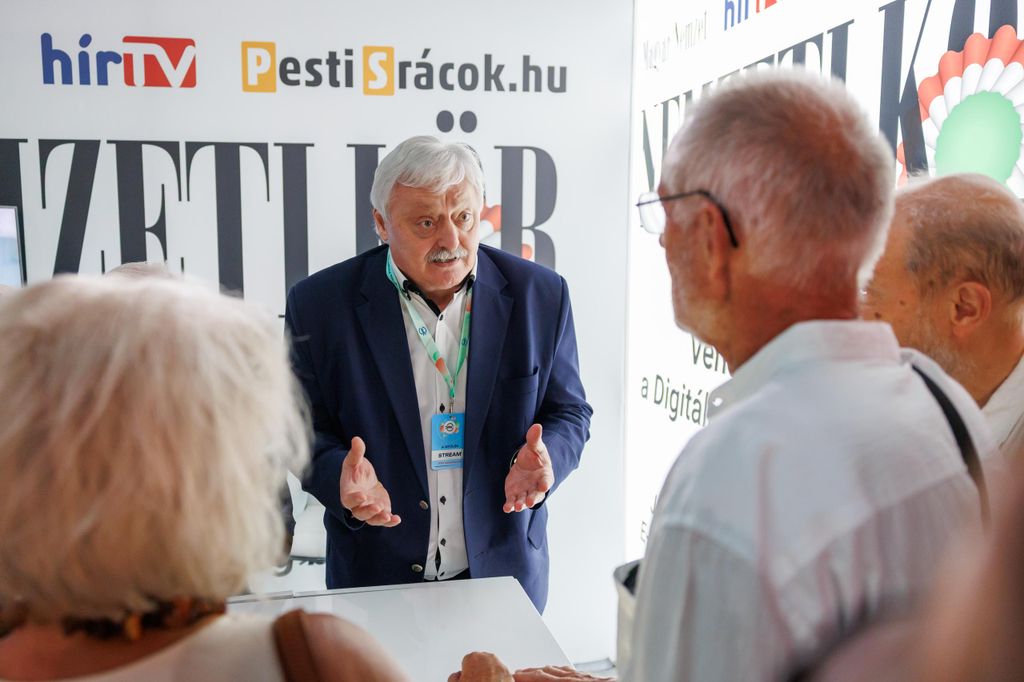 20250920 -- A Digitális Polgári Körök első országos találkozója, a Papp László Sportarénában. Gajdics Ottó // fotó: Hatlaczki Balázs