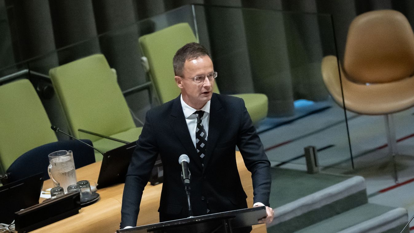 Szijjártó Péter helyretette az ukrán külügyminisztert