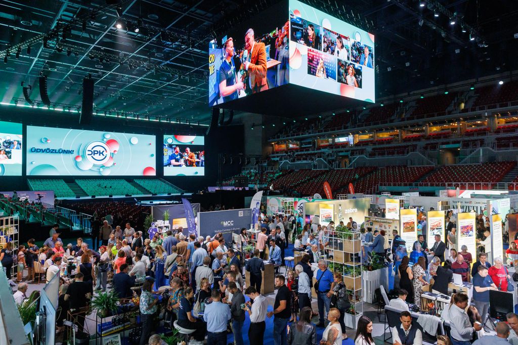 20250920 -- A Digitális Polgári Körök első országos találkozója, a Papp László Sportarénában. // fotó: Hatlaczki Balázs