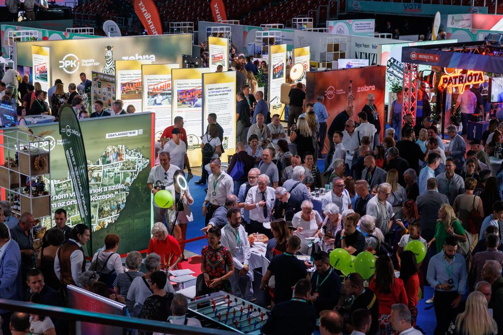 20250920 -- A Digitális Polgári Körök első országos találkozója, a Papp László Sportarénában. // fotó: Hatlaczki Balázs