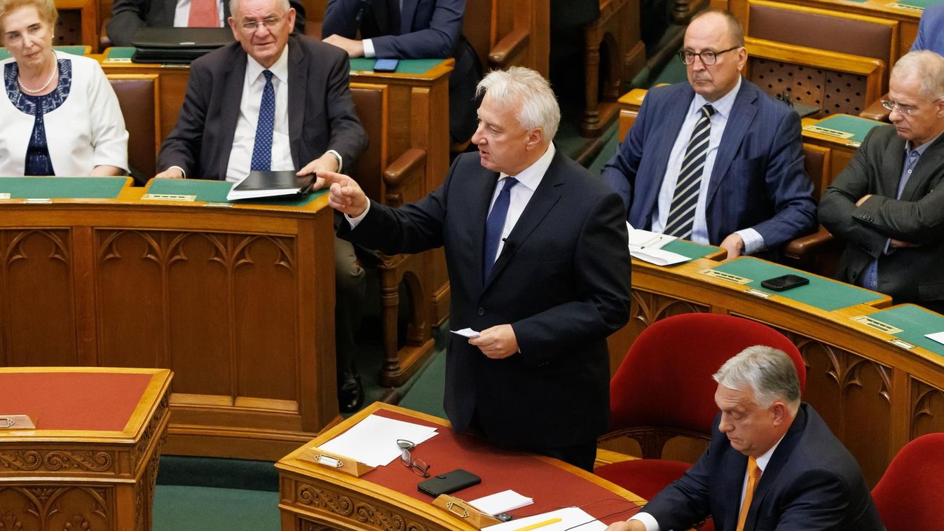 Semjén Zsolt aljas rágalmazásával kiiratkozott a DK a tisztességes emberek közül