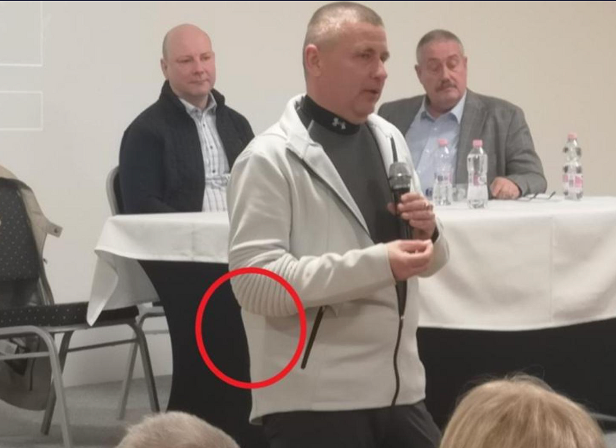Újabb fegyveres fotók kerültek elő Ruszin-Szendi Romuluszról