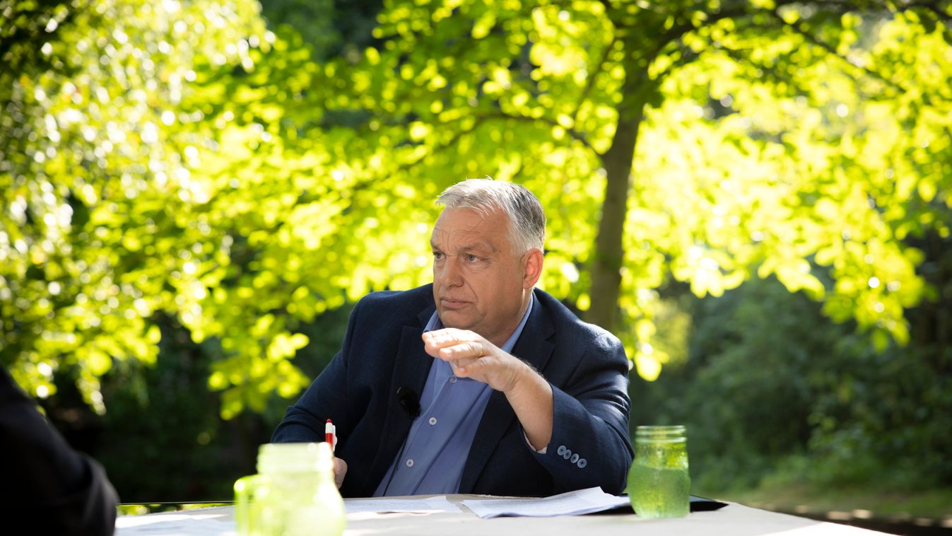 Orbán Viktor: A Tiszának el kell titkolni, hogy engedelmeskedni akarnak a brüsszeli utasításoknak