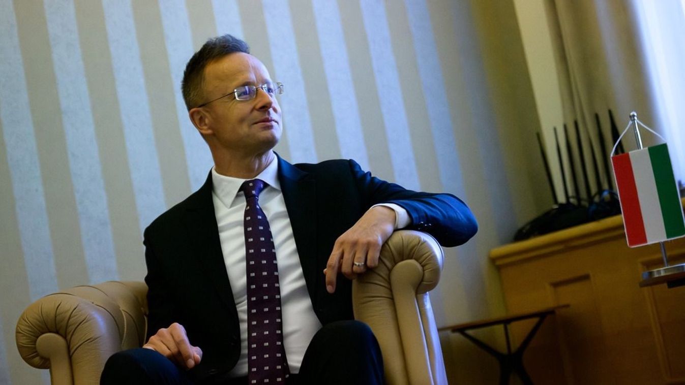 Szijjártó Péternek megint oda kellett lépni az ukrán külügyminiszter provokációja után