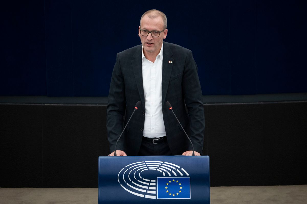 Tarr Zoltán nagyon megbánta, hogy őszintén elszólta magát, de ígéri, hogy megtanul jobban hazudni
