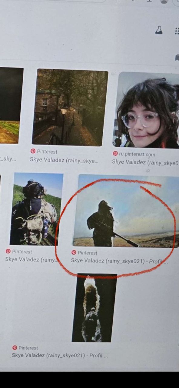 Valadez a lövészeten, később fontos lesz, ha az FBI nem is tartotta annak