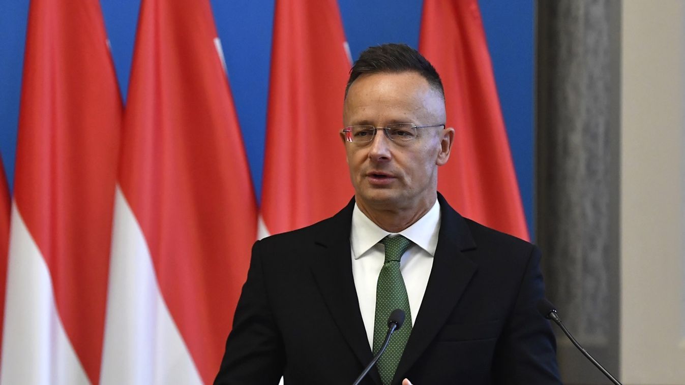 Szijjártó Péter: bekerülünk az autógyártás szűk európai elitklubbjába