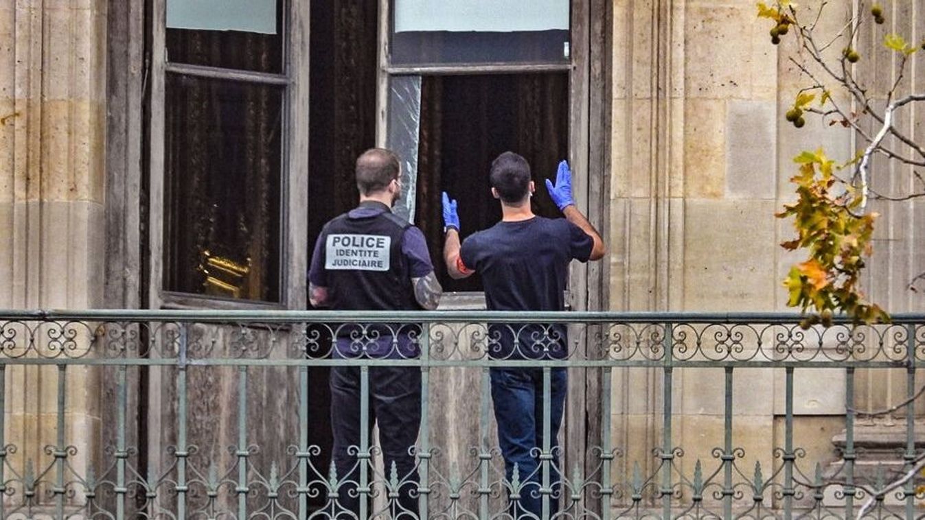 Elfogták a Louvre-rablás két gyanúsítottját