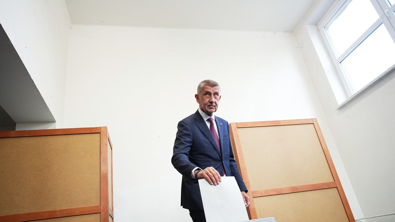 A Holdról is fog látszani Babis győzelme? – Kezdődnek a választások Csehországban