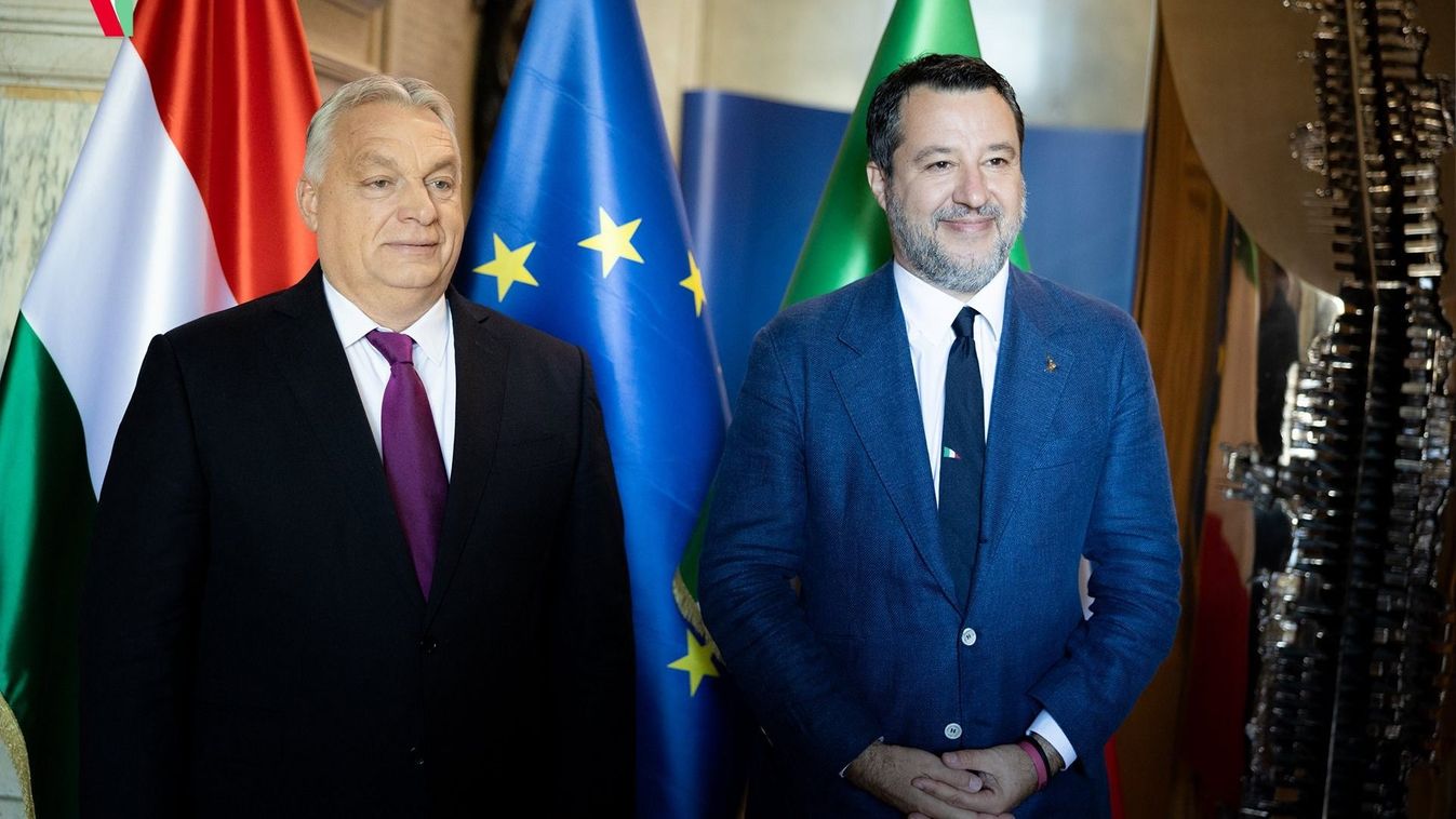 Különleges relikviát mutatott meg közösségi oldalán Orbán Viktor