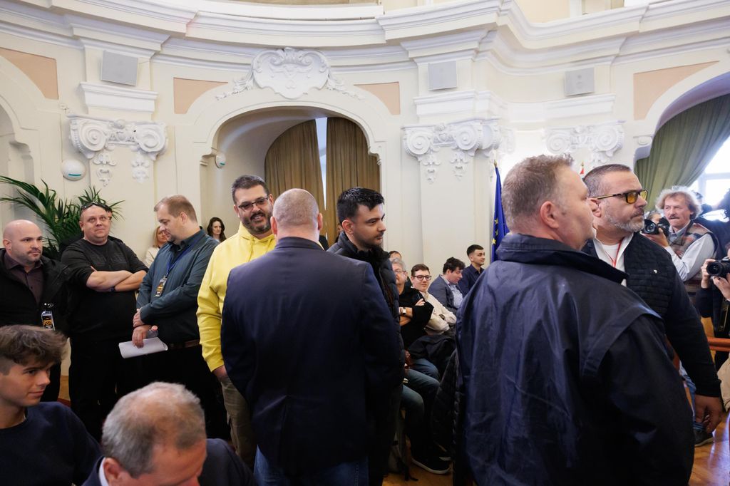 20251029 -- Közgyűlés, taxisok // fotó: Hatlaczki Balázs